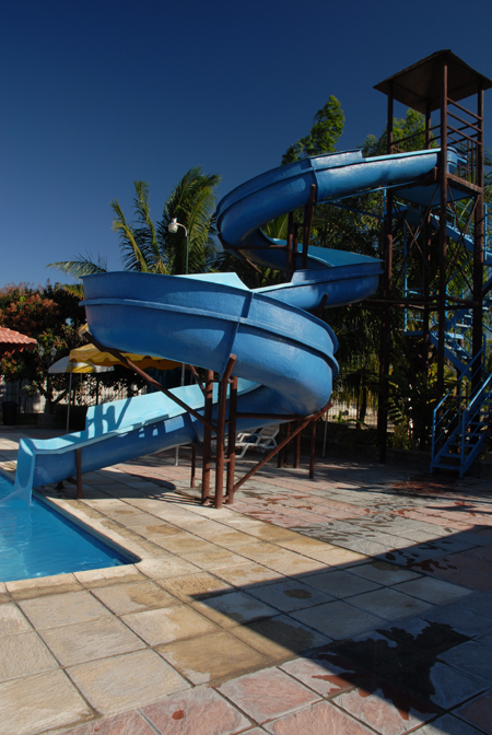 Recreation center Tortas Mila pool slide
